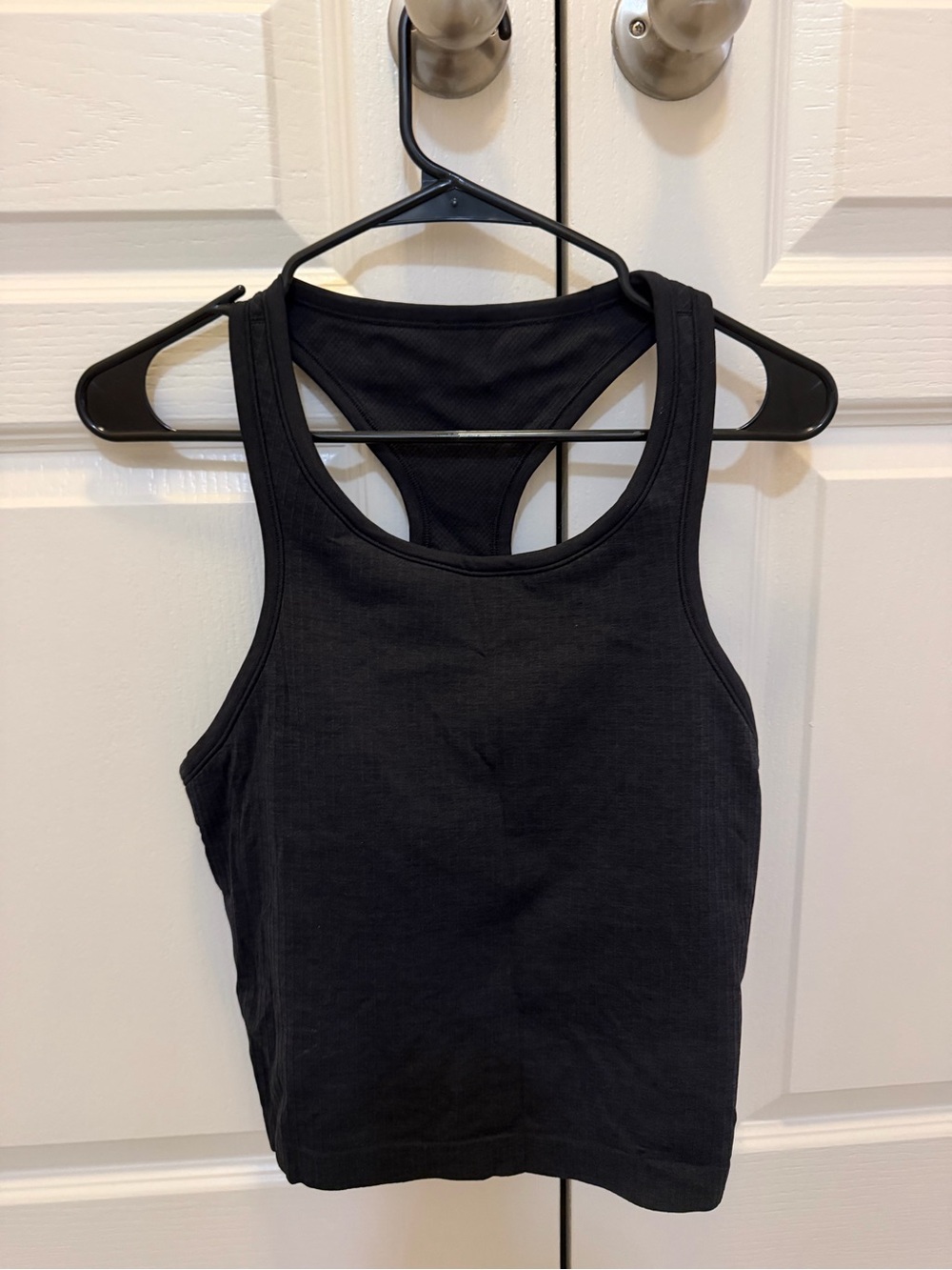 Lululemon Ebb to Street Cropped Razorback Tank Top - Black